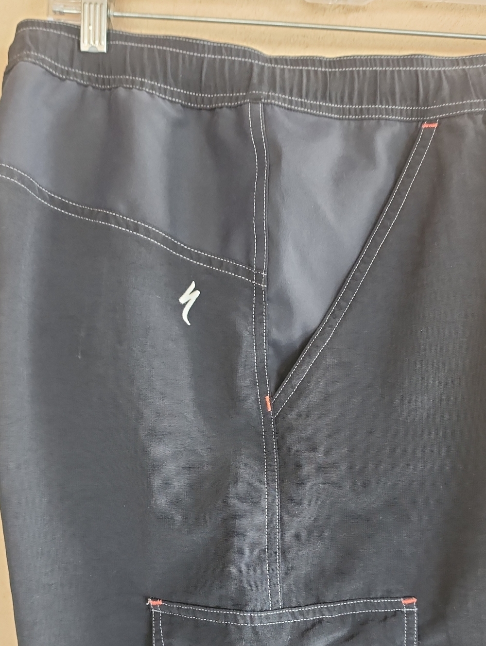 VINTAGE SPECIALIZED Black Nylon Cargo Shorts Mens XXL 38 40 Cycling Hiking Bike - Picture 7 of 8